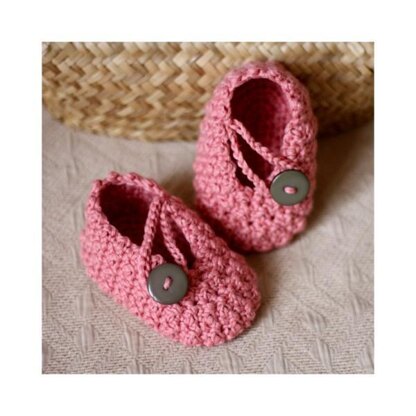 Pretty in Pink Baby Booties