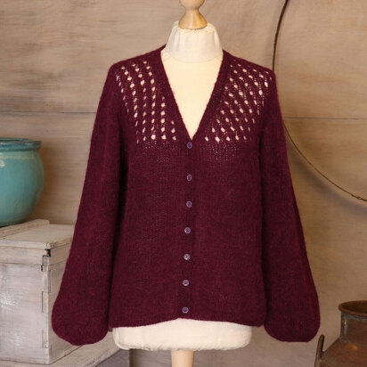 Gaspra Cardigan in The Fibre Co. Cirro - Downloadable PDF