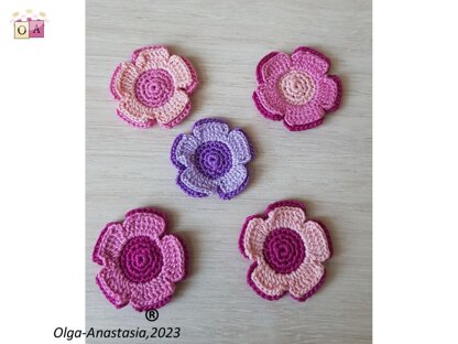 Bright crochet flowers