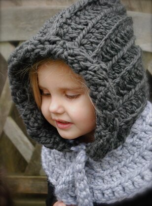 Rozlinn Cowl