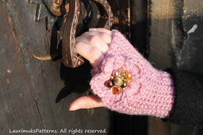 Flower mittens