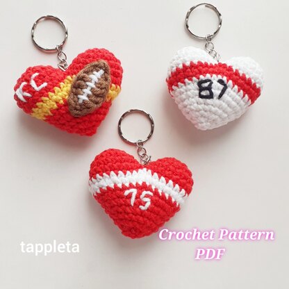 Football Valentines heart keychains crochet pattern