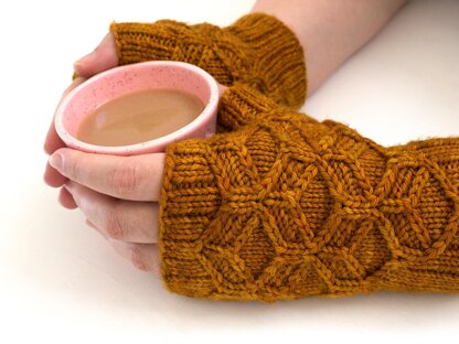 Beeswax Mitts