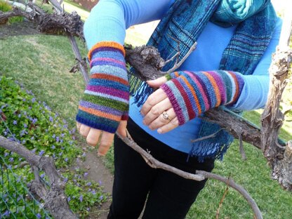 Cheerful Fingerless Gloves