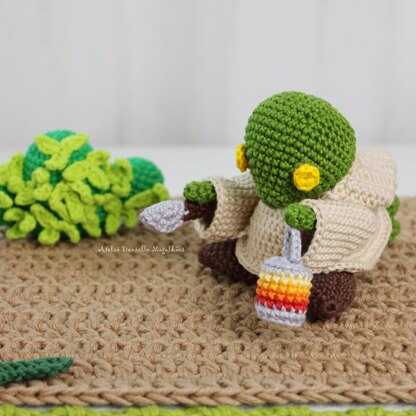 Tonberry Crochet Pattern – Chibi Hooded Creature Amigurumi (PDF)