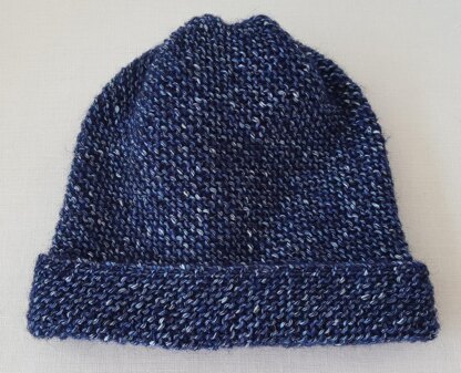 Charley - garter stitch diagonal beanie