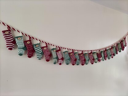 Christmas Stocking Advent Calendar Garland