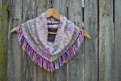 Fringy Cowl