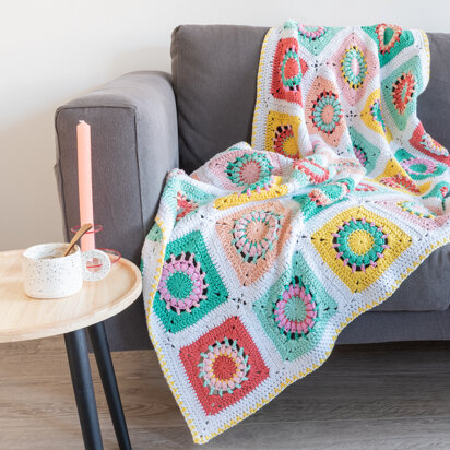 Blossom Blanket in Yarn and Colors Epic - YAC100149 - Downloadable PDF