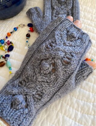 Bumble Fingerless Mitts