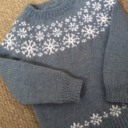 Snowfall sweater