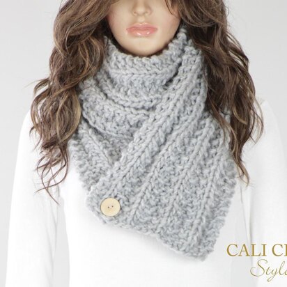 Olivia Knit Button Scarf #805