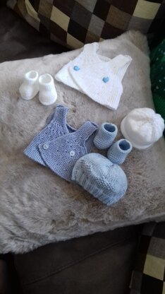 Preemie knits