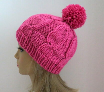 Pippi - The Buttons and Pompom Hat