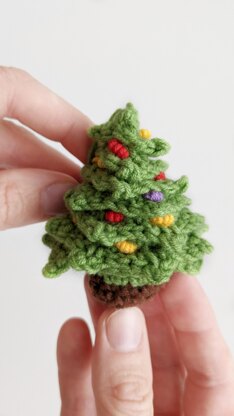 Crochet Christmas tree amigurumi pattern