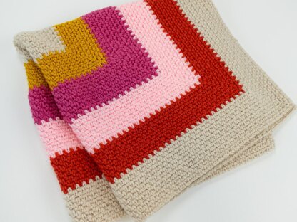 Daisy’s Infinity Moss Square Crochet Blanket