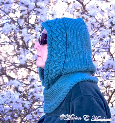 Seidr Cabled Hood, Headband & Wrist Cuffs