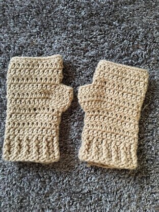 Simplicity Fingerless Gloves