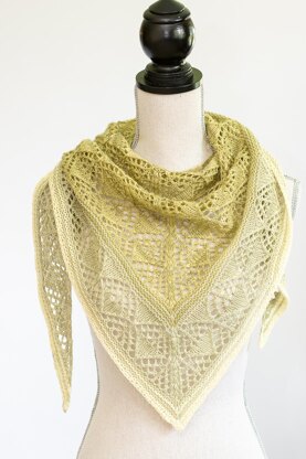 Diamond Fade Shawlette