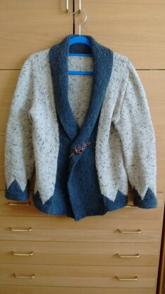 Mountain Peak Cardigan