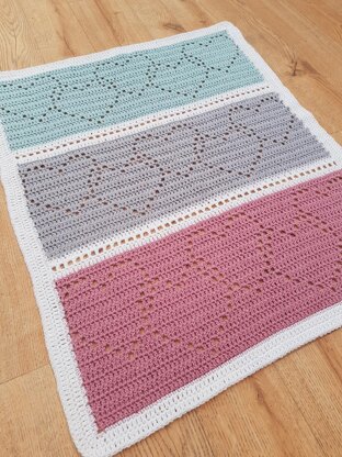 Linked Hearts Blanket and Wall Hanging