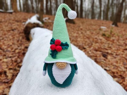 Christmas gnome 4