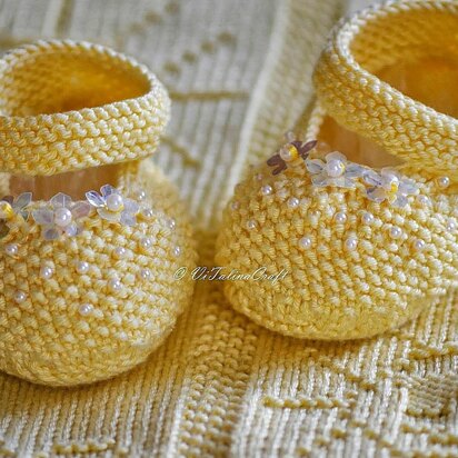 Yellow Pearl Baby Booties