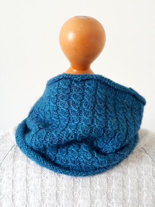 Coffee Kitchen Cowl