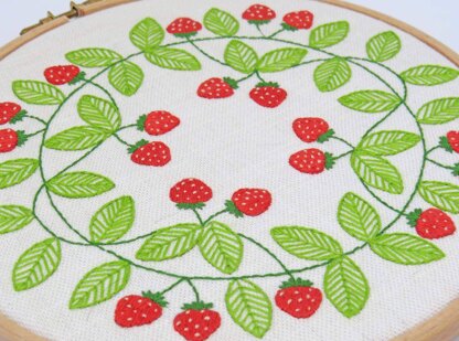 Stitchdoodles Strawberry Swirl, Hand Embroidery Pattern