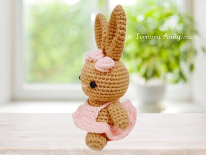 Crochet pattern bunny Mila
