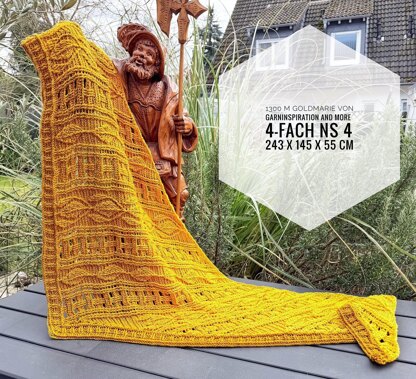 Flat Triangular Scarf "Larisaia"