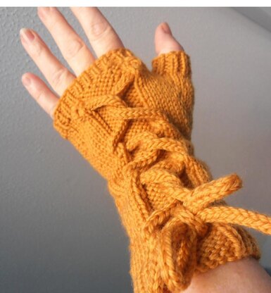 Laced mitts