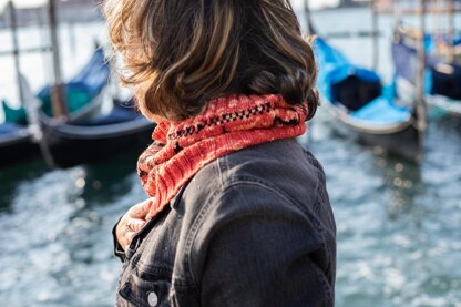 Italian Vetro Cowl