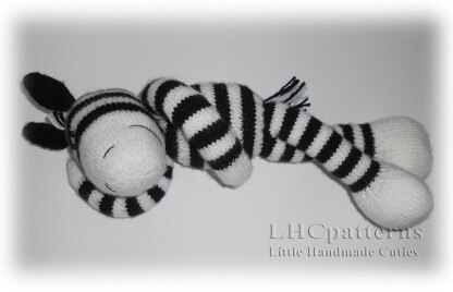 Zebra Knitting Pattern (an extremely soft, huggable and cute toy)