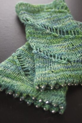 Spiral Path Mitts