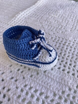 Crochet baby booties