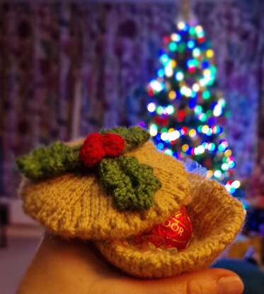 Mince Pie Table Favour for Ferrero Rocher Lindt Chocolate Coins