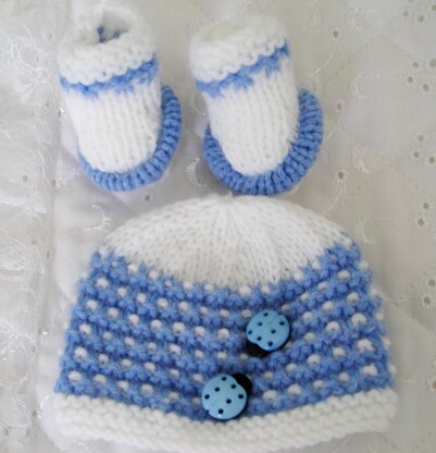 Premature baby Dolls easy knitting pattern for Hats and boots