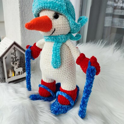 Snowman skiing PDF Crochet Pattern