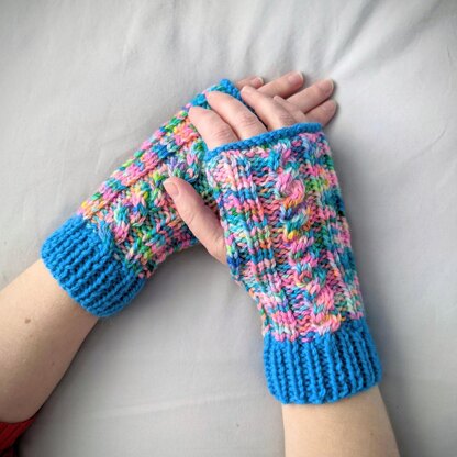 Simple Fingerless Mittens