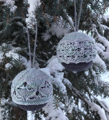 40 Below Ornaments