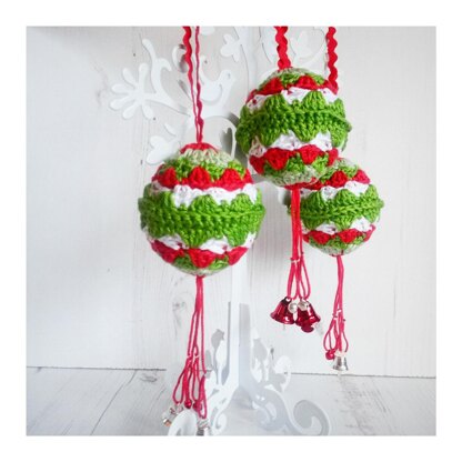 Decoration :: Small Festive Bauble