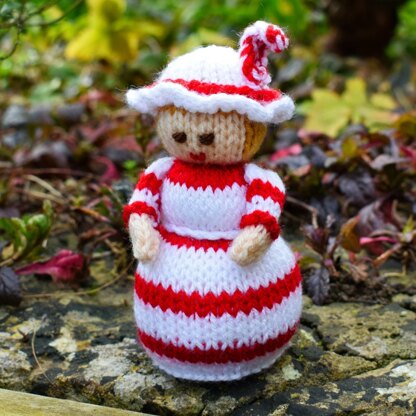 Christmas Doll Knitting Pattern - Toy Knitting Pattern