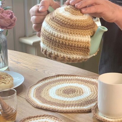 Honey & Crumpet Teapot Cosy