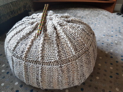 Chunky iced bun top pouffe - freestyle pattern added to  project story, description section.