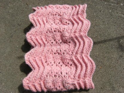 Hopscotch cowl
