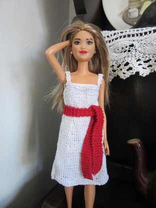 1:12th and 1:6th scale Ladies Christmas dress