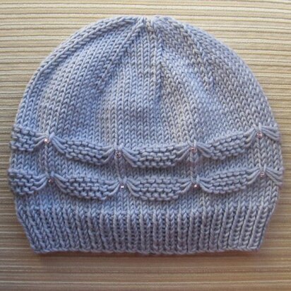 Knit Hat with Small Bows for a Lady