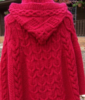 Nollag Seal (Christmas Shawl) cape