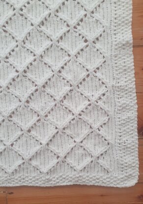 Chunky Diamond Lace Baby Blanket